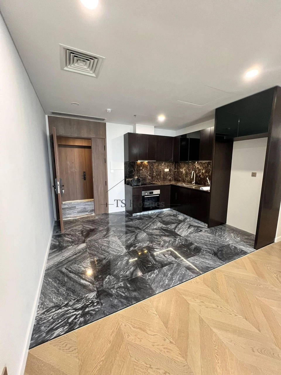 Bán lỗ 800tr căn hộ 3pn Lumiere Riverside Thảo Điền Q.2