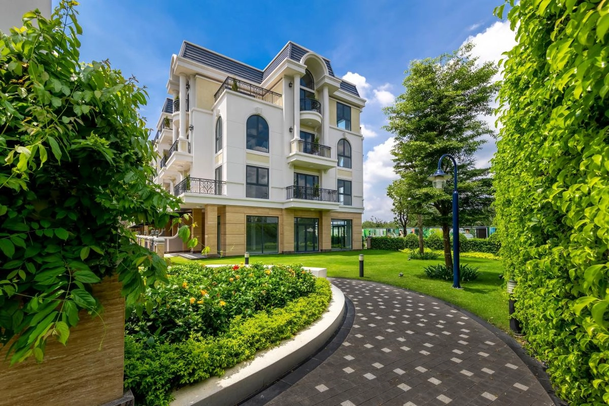 Cho thuê căn hộ 3 Phòng Ngủ - Diamond Alnata